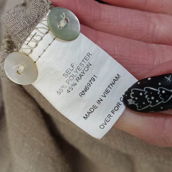 Fig & Flower Top - Size Medium. - Picture 7 of 14